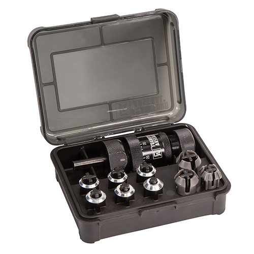 Il Frankford Arsenal Platinum Series Universal Precision Case Trimmer offre un sistema di collet regolabile, un tagliente in acciaio inox e una precisione di taglio eccezionale.