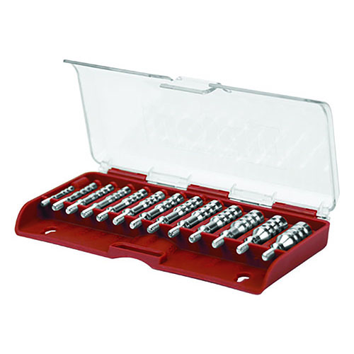 Le Tipton Ultra Jag Set comprend des brosses pour divers calibres, avec un design rigide pour un nettoyage efficace et une boîte de rangement pratique.