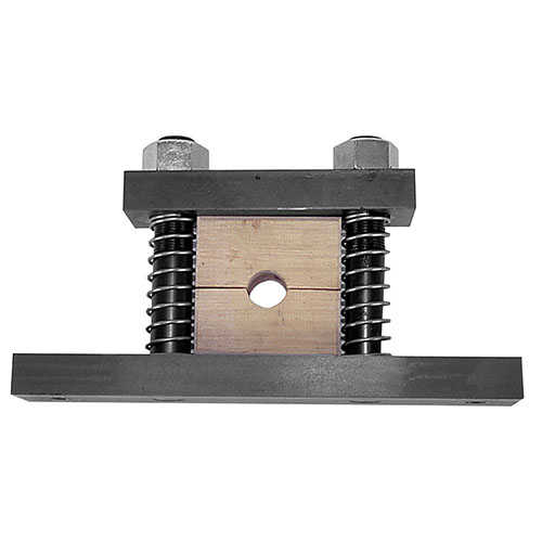 Il Wheeler Barrel Vise offre una forte tenuta per fissare saldamente il tuo canna durante la rimozione, con 3 blocchi in rovere per un adattamento personalizzato.