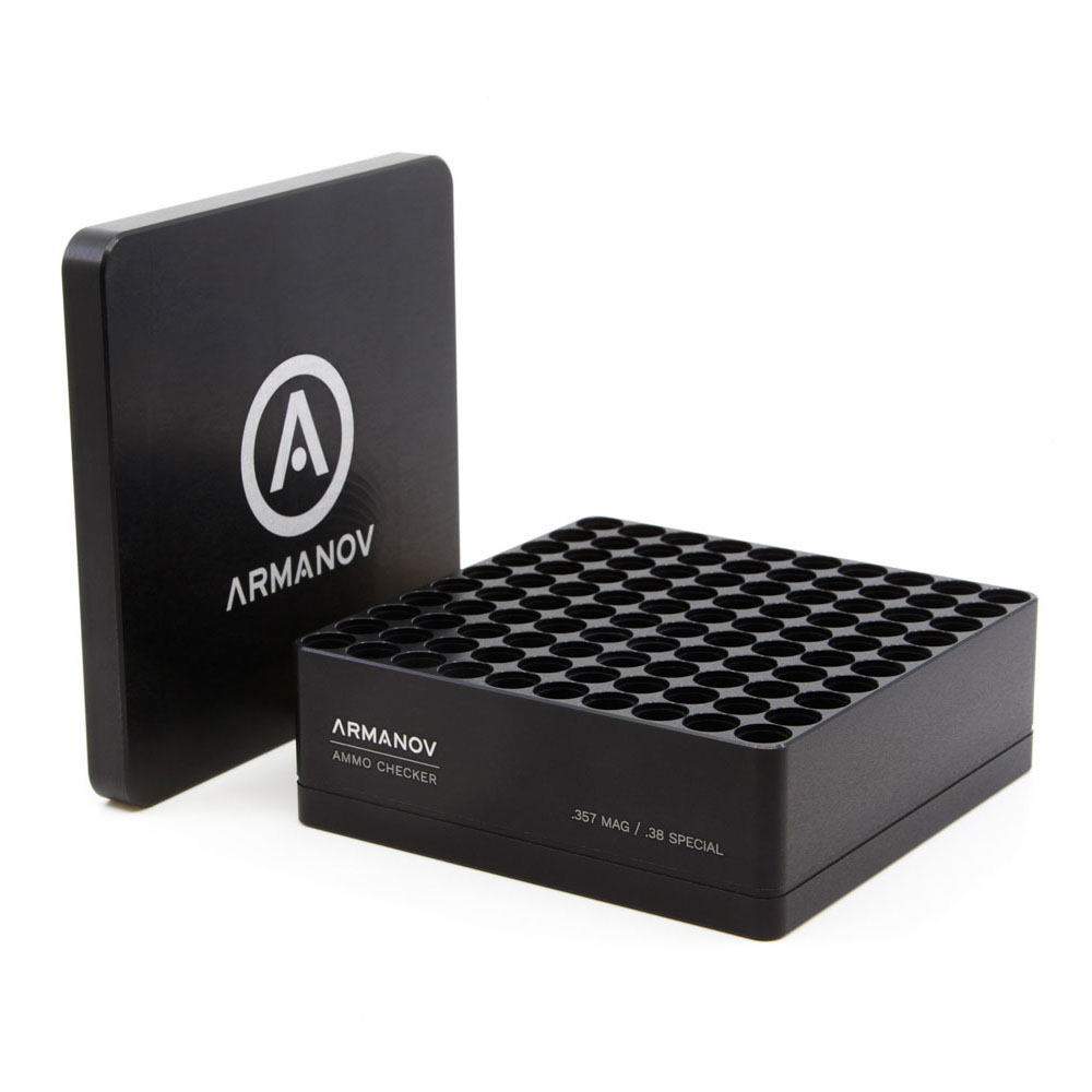 L'ARMANOV Gauge Box con Flip Cover per 100 colpi .357 Mag / .38 Special offre un controllo rapido e preciso delle munizioni, riducendo i malfunzionamenti.