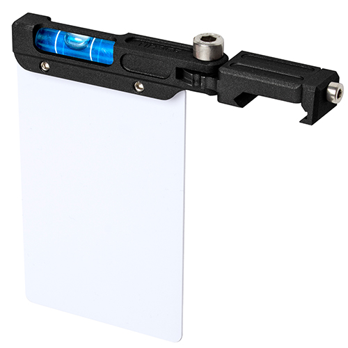 Der ULFHEDNAR Sidemounted Bubble Level für Picatinny ist aus hochwertigem 7075 Aluminium, hat eine gut sichtbare blaue Blase und ist klappbar für einfachen Transport.