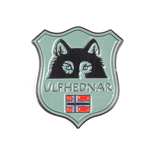 Affiche ton style avec ce petit pin ULFHEDNAR! Son logo original est parfait pour les passionnés d'armes et d'accessoires de tir.