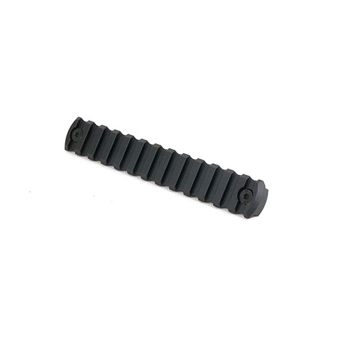 Le rail Picatinny Tactical M-LOK de 5,3" en aluminium 6061-T6 anodisé noir est durable, avec un montage QD intégré et tout le matériel nécessaire pour une installation facile.