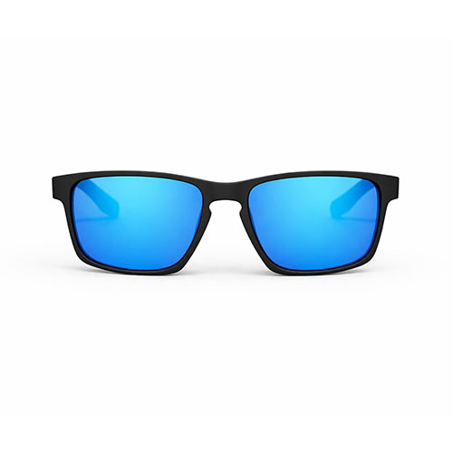 Les lunettes de soleil Ballistic GTS offrent une protection oculaire certifiée, des lentilles résistantes aux impacts et un design classique pour un usage quotidien.