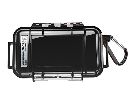 Protège ton Kestrel ou petits appareils électroniques avec le Pelican 1015 : étanche, résistant aux chocs et facile à transporter grâce à son mousqueton.