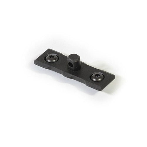 Profite de la modularité de ton châssis avec le MDT M-LOK QD Sling Swivel Attachment. Attache-le en quelques secondes pour un placement parfait de ta sangle ou bipied.