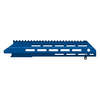Il fore-end MDT ESS offre versatilità con una lunghezza di 15" e opzioni personalizzabili per lunghezze diverse e attacchi per rail, ideale per ogni esigenza di tiro.