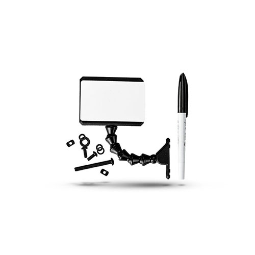 Ogni secondo conta: il MDT M-LOK Data Card Holder offre un design con collo regolabile per una lettura facile dei dati balistici, incluso un pennarello e una scheda.