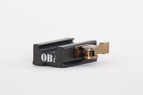 Trasforma la tua rail Picatinny MIL-STD 1913 in un sistema compatibile Arca-Swiss con l'OBI P-A Quick Mount, per attacchi rapidi e massima versatilità.