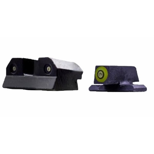 Les R3D Night Sights d'XS offrent une visibilité optimale avec leur technologie Ember™ et un contraste parfait, idéales pour le tir de précision en toutes conditions.