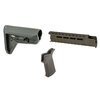 Aggiorna il tuo fucile AR-15 con il set di mobili MOE-SL di Magpul, caratterizzato da un design leggero, ergonomico e con slot M-LOK per accessori.