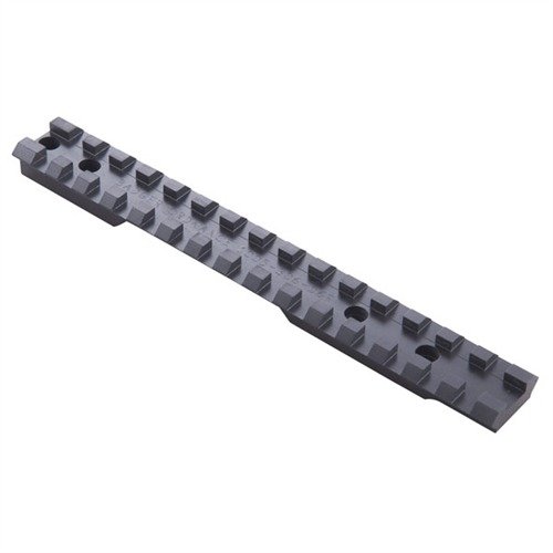Il rail per ottiche Badger Ordnance Remington Short Action offre un angolo in avanti per tiri a lungo raggio, compatibilità MIL-STD 1913 e un blocco di rinculo integrato.