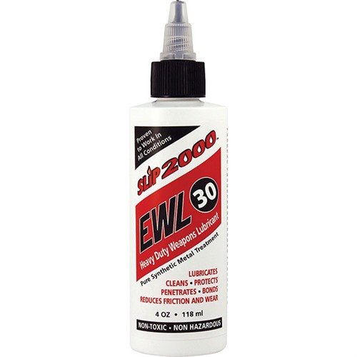 EWL 30 ist ein dickeres CLP, das nicht wandert, Staub und Schmutz abweist, nicht austrocknet und die Reinigungsfrequenz reduziert. Ideal für deine Waffen!