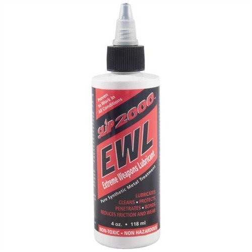 Der EWL Extreme Weapons Lubricant reinigt und schützt deine Waffen, verhindert Überhitzung, reduziert Reibung und schützt vor Rost in extremen Umgebungen.