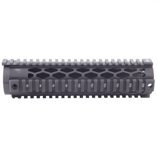 Le guardie free float AR-15 Diamond offrono un design unico con ventole a forma di diamante per un'ottima dissipazione del calore e quattro guide Picatinny.
