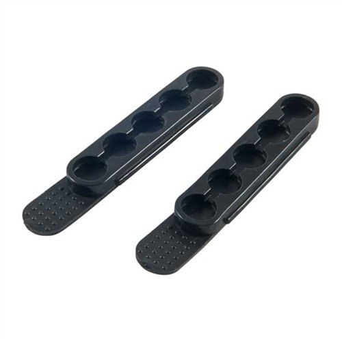 Il QUICKSTRIP in polimero flessibile tiene munizioni extra pronte per ricariche rapide, consentendo ricariche a due per volta ed è abbastanza compatto da stare in tasca.