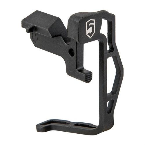 Der 308 AR V2 Extended Bolt Release ermöglicht schnelle Magazinwechsel und sicheres Beheben von Störungen, ohne die Hand vom Pistolengriff zu nehmen.