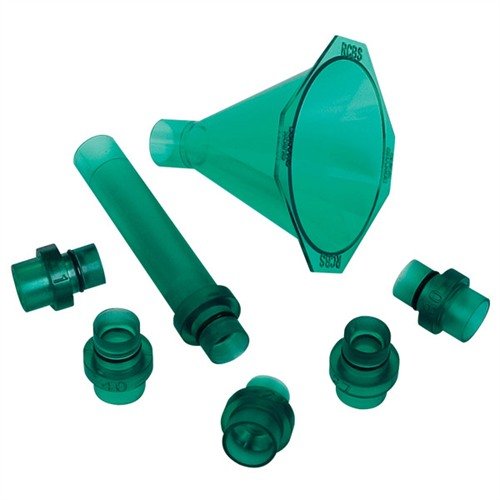Il QUICK CHANGE POWDER FUNNEL KIT di RCBS risolve i problemi di adattamento con casi di fucile grandi, offrendo tubi di caduta impilabili e adattatori per un flusso ottimale.