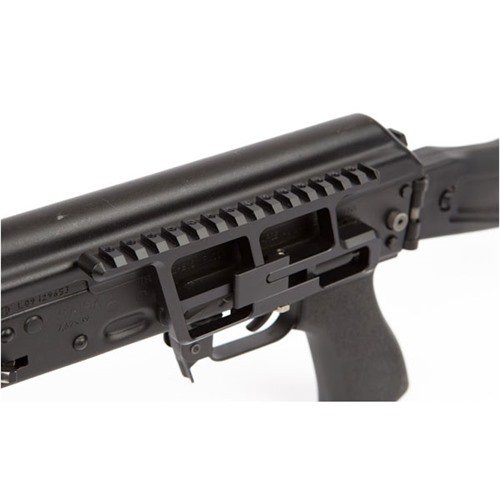 Il sistema di montaggio ottico AK-303 offre personalizzazione, leggerezza in alluminio 6061 T6 e mantenimento della zero, compatibile con Aimpoint e Trijicon.