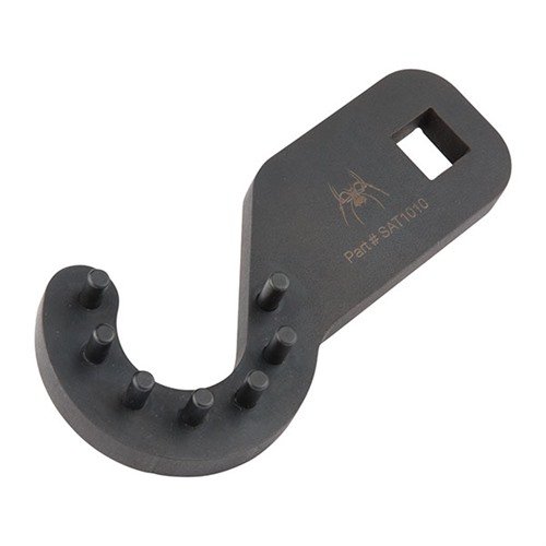 Der Spike's Tactical USGI 7-PIN Barrel Nut Wrench für AR-15 bietet robuste Konstruktion, ½" Drive-Kompatibilität und passt perfekt zu Standard AR-15 Barrel Nuts.