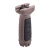 Le grip vertical Daniel Defense offre un confort optimal grâce à sa surface en surmoulage, se fixe sur les rails Picatinny et dispose d'un rangement étanche.