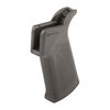 Améliore ton AR-15/M4 avec la MOE SL Grip de MAGPUL, offrant un angle de prise plus vertical, un contrôle optimal et une ergonomie supérieure.
