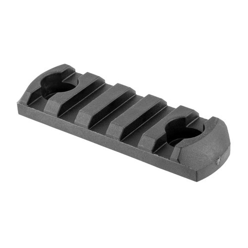Die M-LOK Polymer Rail Sections von MAGPUL bieten eine kostengünstige Lösung zum Anbringen von Picatinny-Zubehör, sind leicht, robust und einfach zu montieren.