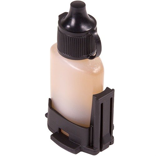 Der Magpul MIAD/MOE Lube Bottle Core ist ein praktischer Innenkern für deine Griffe, der eine wiederverwendbare ½ oz. Schmierflasche hält. Perfekt für MIAD und MOE Griffe!