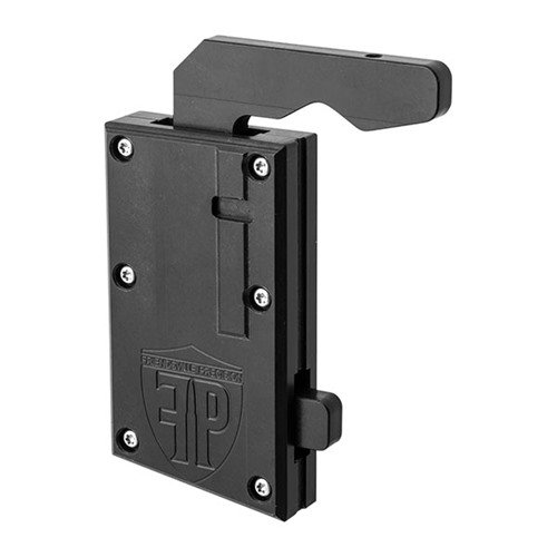 Il DRY FIRE DEVICE per AR-15/M16 offre un'esperienza di dry fire realistica senza danneggiare l'attrezzatura, facile da usare e ideale per l'allenamento fuori stagione.
