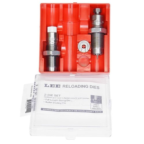 Le set de 2 dies PACESETTER .22 TCM de Lee Precision inclut un die de redimensionnement complet, un die de mise en place de balle et un porte douille universel.
