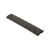 Die AR-15 Picatinny Rail Cover verbessert den Grip, schützt deine Rails vor Beschädigungen und bietet eine flexible Anpassung für optimale Handhabung.