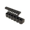 Il SURESHELL POLYMER SHOTSHELL CARRIER offre un trasporto sicuro di 6 cartucce, realizzato in polimero resistente e leggero, ideale per un rapido ricaricamento.