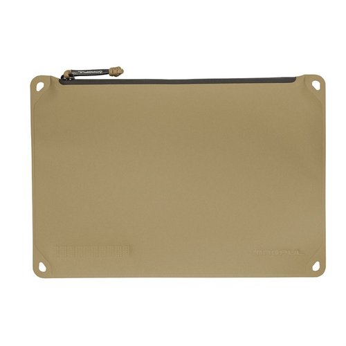 La Magpul DAKA Pouch offre un'organizzazione robusta con tessuti in polimero, zip YKK AquaGuard® e costruzione saldata, ideale per avventure all'aperto.