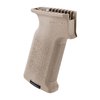 L'AK-47 MOE-K2 Grip offre un angolo di presa verticale migliorato, texture TSP aggressiva per il controllo dell'arma e compatibilità con Storage Cores per stivaggio.