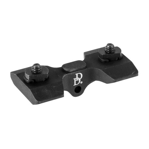 L'adaptateur M-LOK de Daniel Defense est léger, fabriqué en aluminium 6061-T6, et permet de fixer solidement des bipieds avec des montages de type sling swivel.