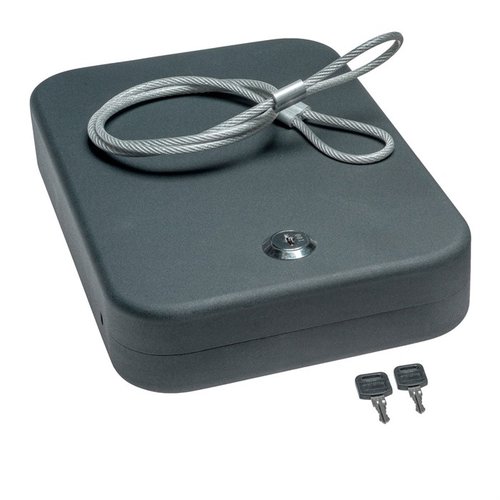 La Snap Safe Lock Box offre una sicurezza ottimale per armi e valori, con costruzione in acciaio pesante, cavo in acciaio da 16 gauge e interno in schiuma di qualità.
