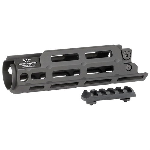 L'handguard Drop-In M-LOK HK MP5M di Midwest Industries offre 15 punti di attacco M-LOK, è realizzato in alluminio 6061 e include supporti per slitta.
