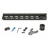 Il handguard BCM MCMR M-LOK offre un design leggero e robusto, con molteplici opzioni di montaggio e una finitura anodizzata per resistenza alla corrosione.