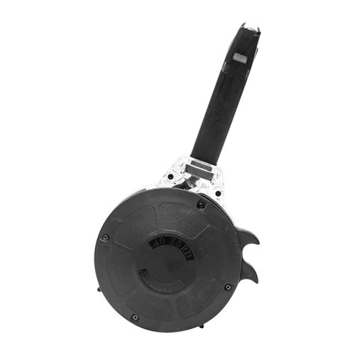 Le chargeur tambour KCI de 50 coups pour Glock® 22/23 offre une grande capacité, une construction robuste et un système de chargement rapide pour des recharges faciles.