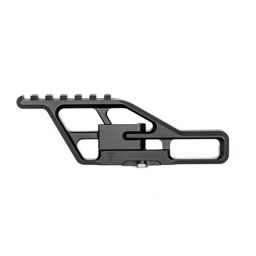 Die Yugo Lower Optic Mount von RS Regulate bietet eine stabile Montage für AR-15 Optiken auf Yugo AKs, leicht, robust und ohne Beeinträchtigung der Waffe.