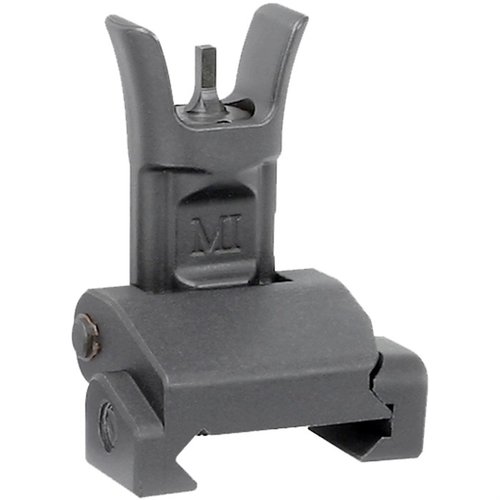 Le viseur avant pliant AR-15 de Midwest Industries offre robustesse, légèreté et un point de visée fiable, idéal pour les situations imprévues.