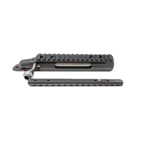 La Tikka T3/T3X Improved Scope Rail di Area 419 offre un angolo integrato di 20 MOA, realizzata in alluminio 7075, con slot Picatinny per una maggiore flessibilità.