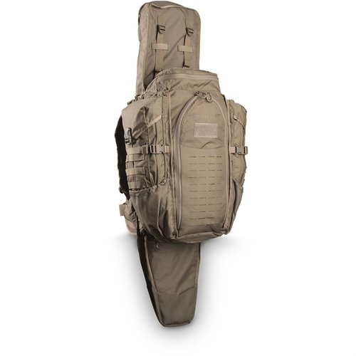 Il Eberlestock Phantom Sniper Pack offre un design innovativo per trasportare il fucile con comfort, 2200 pollici cubi di spazio e capacità di carico per 6 litri d'acqua.