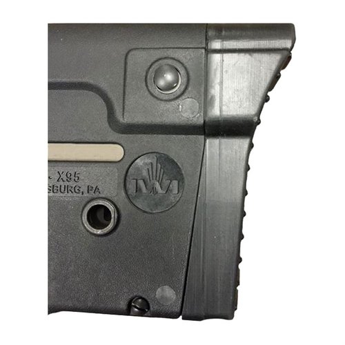 Il TAVOR X95 CURVED BUTTPAD di MANTICORE ARMS migliora il comfort e la maneggevolezza, adattandosi perfettamente alla spalla e accorciando la lunghezza dell'arma.