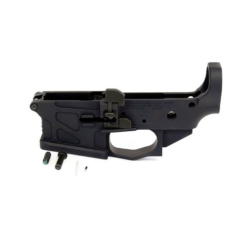 Der AR-15 UIC Stripped Lower Receiver bietet eine verbesserte Magazinkapazität, ambidextrische Funktionen und eine Teflon-Beschichtung für maximale Leistung.