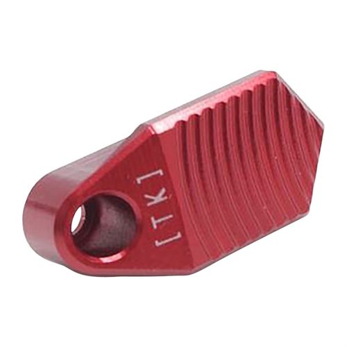 Il pulsante di rilascio del caricatore "Titan" per Ruger® PC Carbine™ offre una maggiore superficie, impugnatura migliore e ricarica più rapida per prestazioni ottimali.