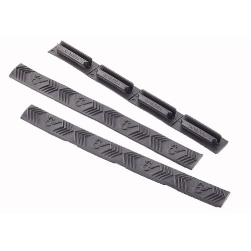 Die M-LOK Rail Covers von Wilson Combat bieten zusätzlichen Grip, sind chemikalien- und hitzebeständig, haben eine aggressive Textur und ein sehr niedriges Profil.