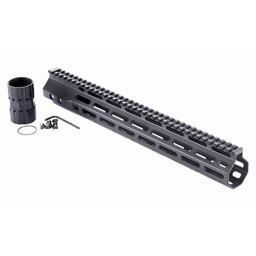 Découvre le rail T.R.I.M M-LOK de Wilson Combat : léger, robuste, installation facile en 5 minutes, et compatible avec de nombreux accessoires pour ta carabine AR .308.