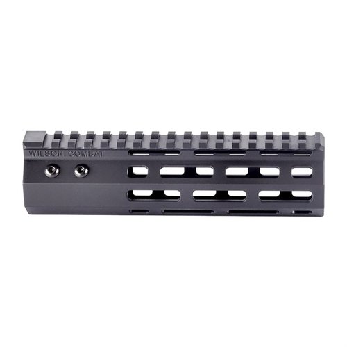 Die AR-15 M-LOK Handguards von Wilson Combat bieten ein leichtes, starkes Design mit einfacher Montage, kompatibel mit gängigen Zubehörteilen und ergonomischem Komfort.