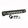 Améliore ton AR .308 avec le handguard M-LOK Combat Rail de Midwest Industries, robuste, léger, et conçu pour un ajustement parfait sur les récepteurs DPMS.